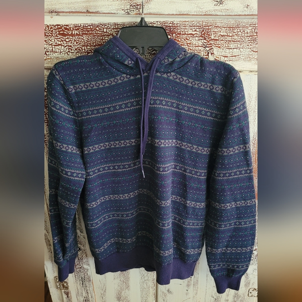 Izod Men's Faire Isle Patterned Sweater